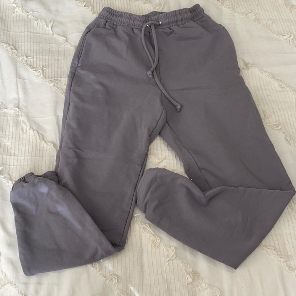 Women’s Meshki sweatpants size XS